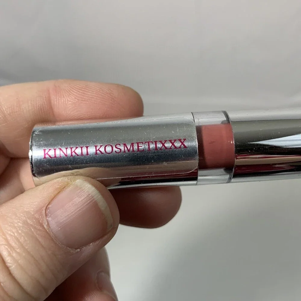 kinktt kosmetixxx lipstick color is Lick my Glass NEW